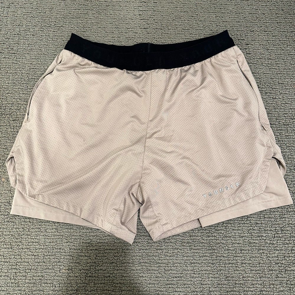 YOUNGLA Compression Shorts Size Medium